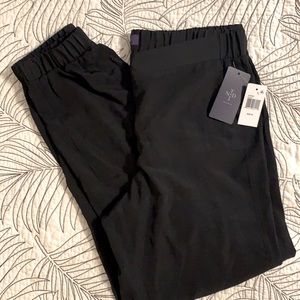 NYDJ Slimming Ultra Lightweight Joggers sz MEDIUM